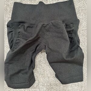 NWOT- Buffbunny Miracle Seamless Shorts